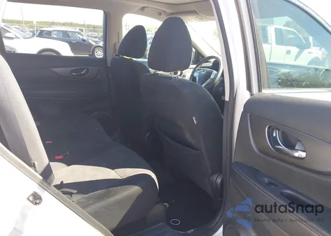 2015 Nissan Rogue Sv z USA, uszkodzony, nr VIN 5N1AT2MV9FC845364